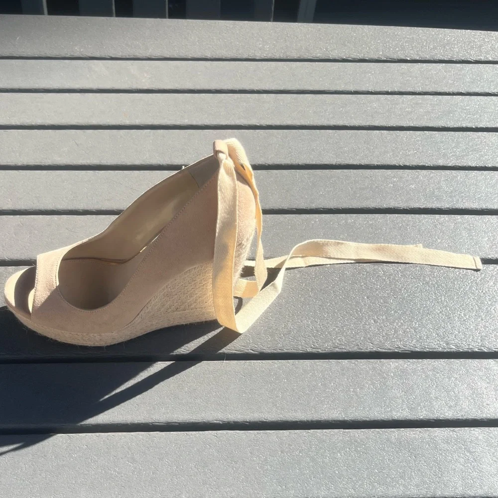 Jessica Simpson; Cream; Open-Toe; 5in Platform Wedges; Removable Ankle Tie; 9.5 - Picture 9 of 11